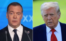 Ông Trump và ông Medvedev đấu khẩu