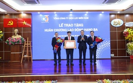 EVNSPC tổ chức lễ đón nhận Huân chương Lao động hạng Ba