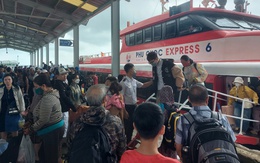 Tàu cao tốc hỗ trợ công nhân ra Phú Quốc làm dự án đón APEC 2027