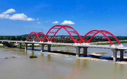 Sau bao tranh luận, cầu vòm sắt bắc qua sông Trà Khúc 'chốt' tên Phước Lộc