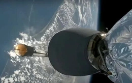 SpaceX đưa vi khuẩn gây bệnh Whitmore lên Trạm Vũ trụ quốc tế