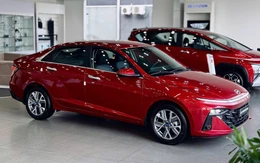 Tin tức giá xe: Nhiều xe Hyundai giảm giá mạnh, có mẫu giá thực tế ngang nhóm xe phân khúc dưới