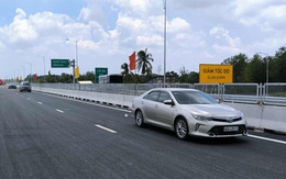 Nhiều xe đi lộn vào cầu Nhơn Trạch ngày đầu thông xe
