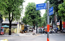 Cải tạo vỉa hè làm hỏng đèn, mất biển báo, Sở Xây dựng TP.HCM lên tiếng