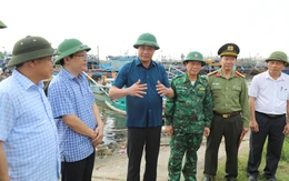 Người dân sẵn sàng đón bão, bí thư Quảng Trị yêu cầu chủ động các phương án