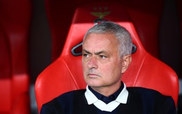 Nóng: HLV Mourinho bị sa thải