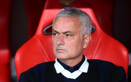 Jose Mourinho ôm 450 tỉ đồng 'đền hợp đồng' rời Fenerbahce