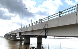 Tạm ngưng cho xe lưu thông qua cầu Đại Ngãi 2