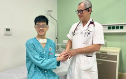 Phục hồi giọng nói cho thiếu niên 16 tuổi