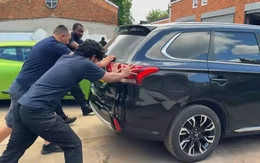 Mitsubishi Outlander PHEV chết máy hồi sinh nhờ thiết bị chỉ vài chục ngàn đồng