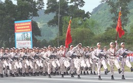 Góc nhìn trưa nay | Hình ảnh đẹp các chiến sĩ công an trên thao trường hợp luyện diễu binh, diều hành