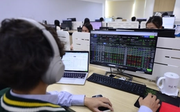 Một pha ngoạn mục, VN-Index tăng vọt cuối phiên sau khi mất 36 điểm