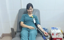 Hiến máu trong đêm cứu nạn nhân vụ xe tải lao vào chợ chuối
