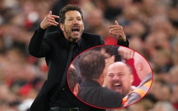 HLV Simeone của Atletico Madrid trần tình vụ suýt xô xát với CĐV Liverpool