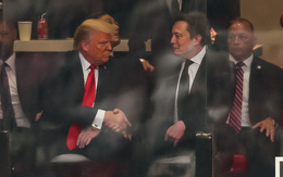 Ông Trump và ông Musk ngồi cạnh nhau sau cuộc 'chia tay' ồn ào