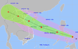 Bão Bualoi sẽ vào Biển Đông đêm nay, dự báo đi nhanh, hướng về miền Trung