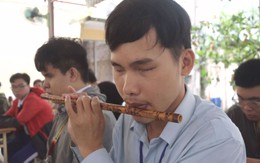 Âm nhạc ‘chiếu sáng’ giấc mơ giảng đường của Nguyễn Công Tài
