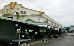 Vì sao chợ và khu dân cư Mỹ Khánh xây dựng 'lụi' suốt 8 năm?