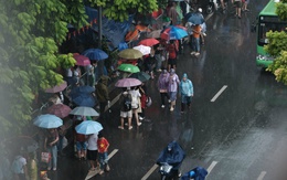 Thời tiết hôm nay 9-9: Nam Bộ mưa giảm nhưng còn mưa to, Bắc Bộ mưa rất to