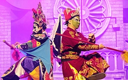 Hát bội 'cháy vé', tăng suất diễn Tết tây