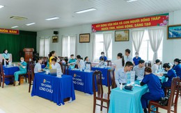 Long Châu tiêm phòng cúm bảo vệ sức khỏe cho cán bộ y tế Bệnh viện Y học cổ truyền Đồng Tháp