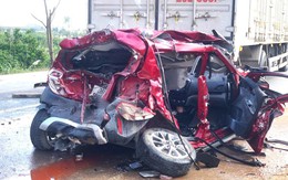 Tài xế xe đầu kéo kể khoảnh khắc vụ tai nạn khiến ô tô con bẹp dúm, 4 người bị thương