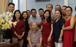 Mái ấm ngày xuân