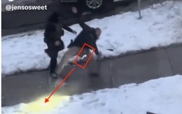 Video đặc vụ Mỹ trượt ngã băng làm súng cướp cò gây tranh cãi nhưng chưa thể xác thực đúng sai