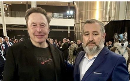 Ảnh Elon Musk chụp cùng Thượng nghị sĩ Ted Cruz bị thêm chi tiết gây phản cảm
