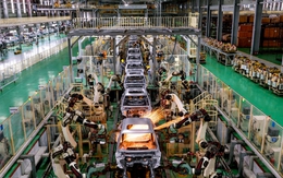 Kinh tế Việt Nam trước ngưỡng phát triển quyết định