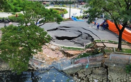 Sụt lún trên đường ven kênh Tàu Hủ, phường Chánh Hưng