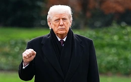 Ông Trump tuyên bố Mỹ sẵn sàng khai hỏa nếu Iran giết hại người biểu tình