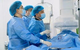 Bệnh viện tuyến dưới can thiệp tim mạch bằng dụng cụ qua da cho người nước ngoài