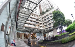 'Hội các bà' trong chung cư hiểu bệnh mẹ tôi hơn cả bác sĩ