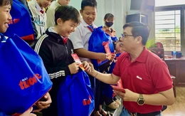 'Tết sẻ chia 2026' của báo Tuổi Trẻ: Mang hương xuân làm ấm áp vùng bị lũ dữ