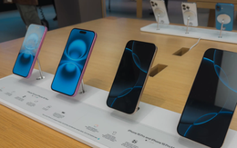 Điện thoại âm thầm đắt lên, người dùng ngày càng 'đau ví'