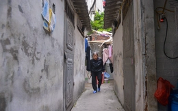 Gồng mình qua mùa rét ở 'xóm chạy thận' Hà Nội