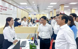 Tăng nhân sự cho Trung tâm Phục vụ hành chính công TP.HCM để tránh ùn ứ hồ sơ