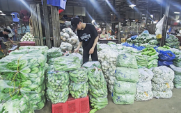 Chợ đầu mối Bình Điền phối hợp với công an trấn áp tội phạm, xử lý buôn bán tự phát