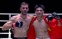 Thành Thoan hạ võ sĩ người Ý ở ngày ra mắt ONE Friday Fight