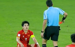 Tình huống Đình Bắc lãnh thẻ đỏ trực tiếp rời sân