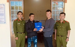 Một người dân Cần Thơ 2 lần trả lại tổng số tiền hơn 5,2 tỉ đồng cho người chuyển nhầm