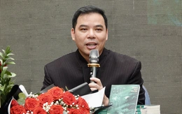 Dương Bình Nguyên trở lại văn đàn với Gió vẫn thổi qua rừng nhiệt đới