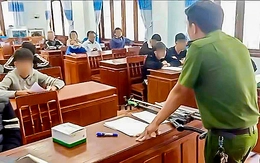 Bạn đọc ủng hộ công an giáo dục thanh thiếu niên 'hư' bằng cách chăm sóc nghĩa trang liệt sĩ