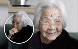 Ngoại 101 tuổi mách tip sống thọ: 'Cứ làm cú đêm đi mấy đứa!'