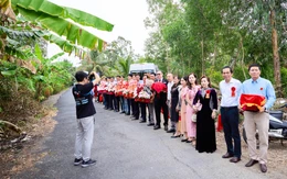 Sự cố hy hữu: Thợ chụp nhầm ảnh cưới, chủ studio lên mạng tìm cô dâu