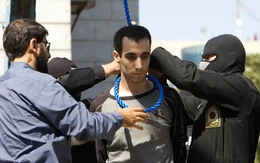 Loạt ảnh Iran công khai treo cổ người biểu tình là sai sự thật