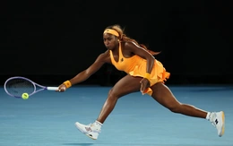 Video: Coco Gauff liên tục đập nát vợt sau trận thua tại Giải Úc mở rộng 2026