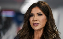 Đảng Dân chủ đòi cách chức Bộ trưởng An ninh nội địa, ông Trump kiên quyết bảo vệ