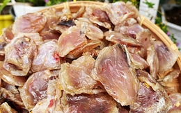 Săn đặc sản ăn chơi ngày Tết - Kỳ 4: Nhâm nhi má cá lóc một nắng, ốc gác bếp miền Tây